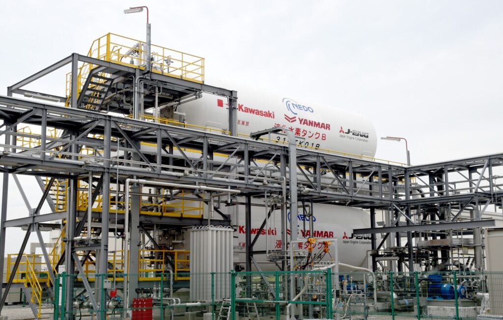 図2　液化水素燃料供給設備外観