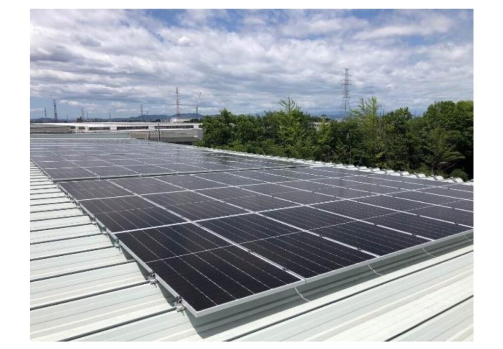 屋上の自家消費型太陽光発電システム