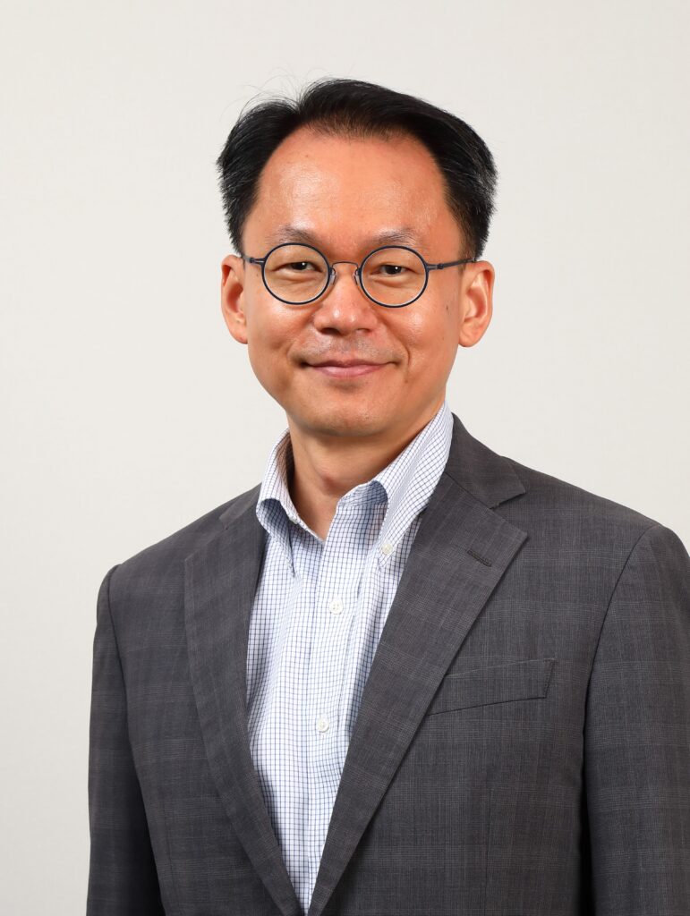 イリョン・パク （Ilyong Park）会長 兼 CEO