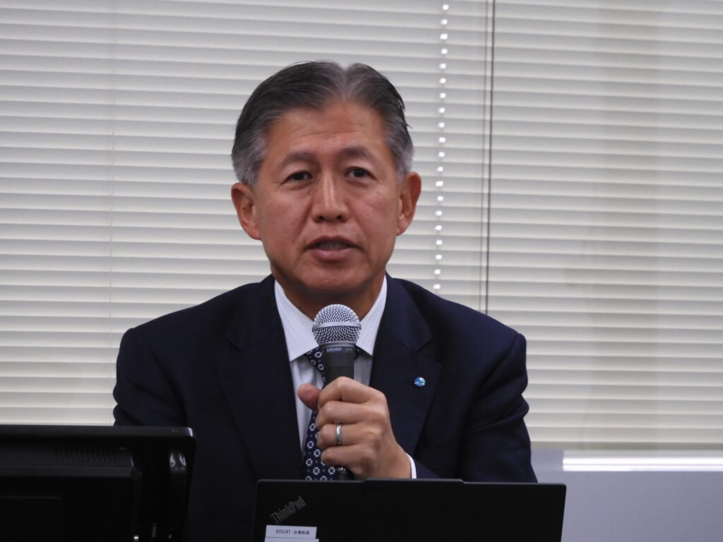 渡邉忠治 副社長執行役員